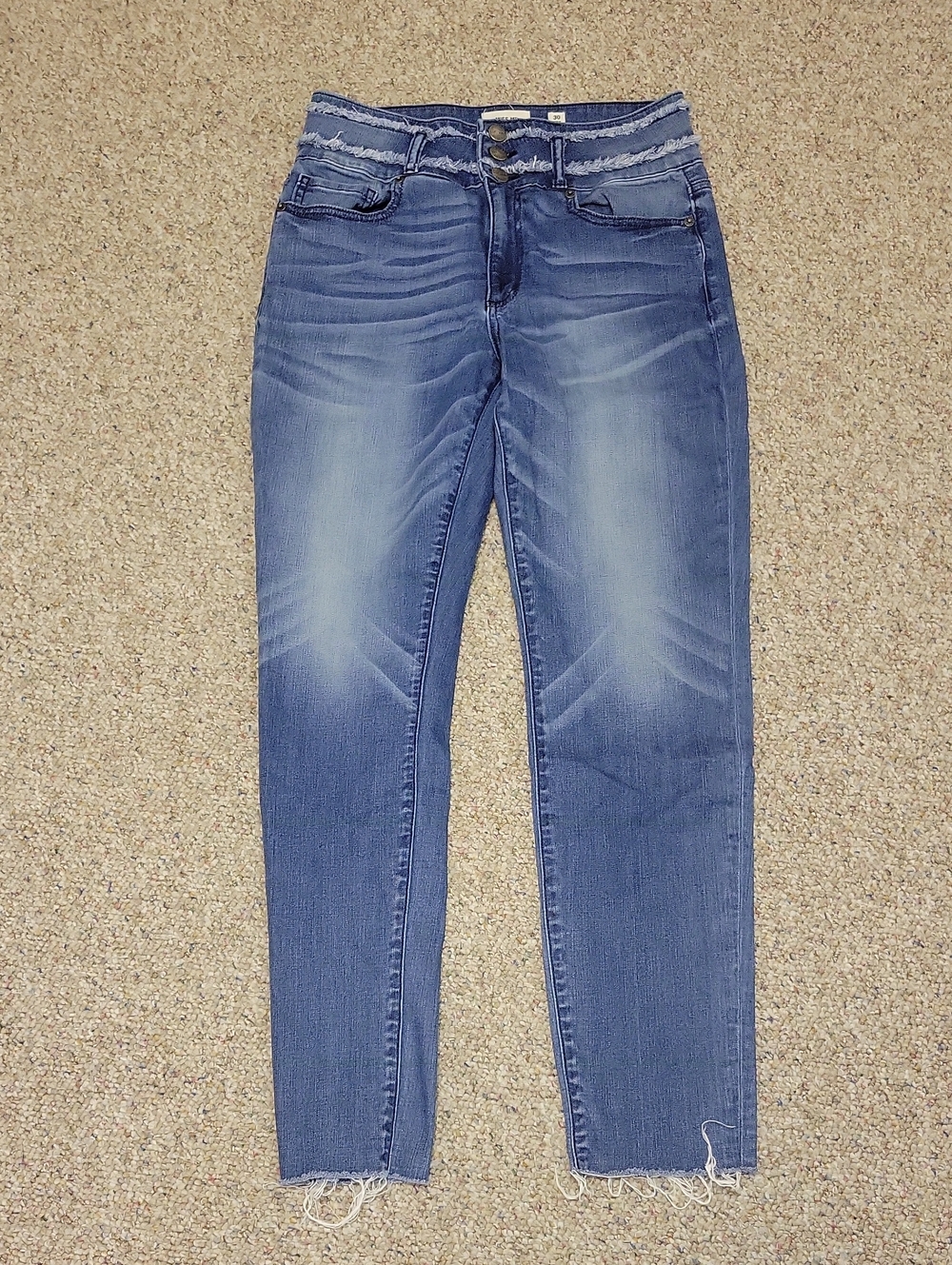 Miss Me Women’s Blue High-Rise Skinny Jeans Sz 30. Stretch Denim Raw Hem Indie
